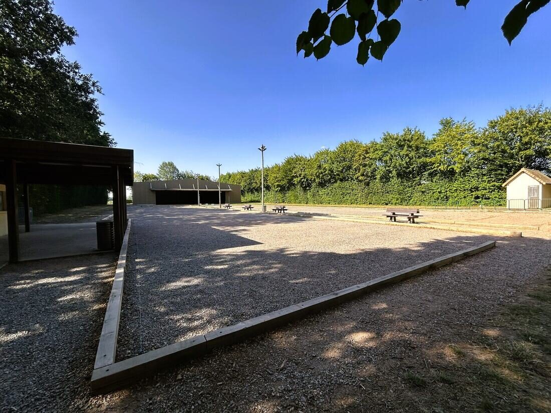 Boulodrome extérieur et couvert