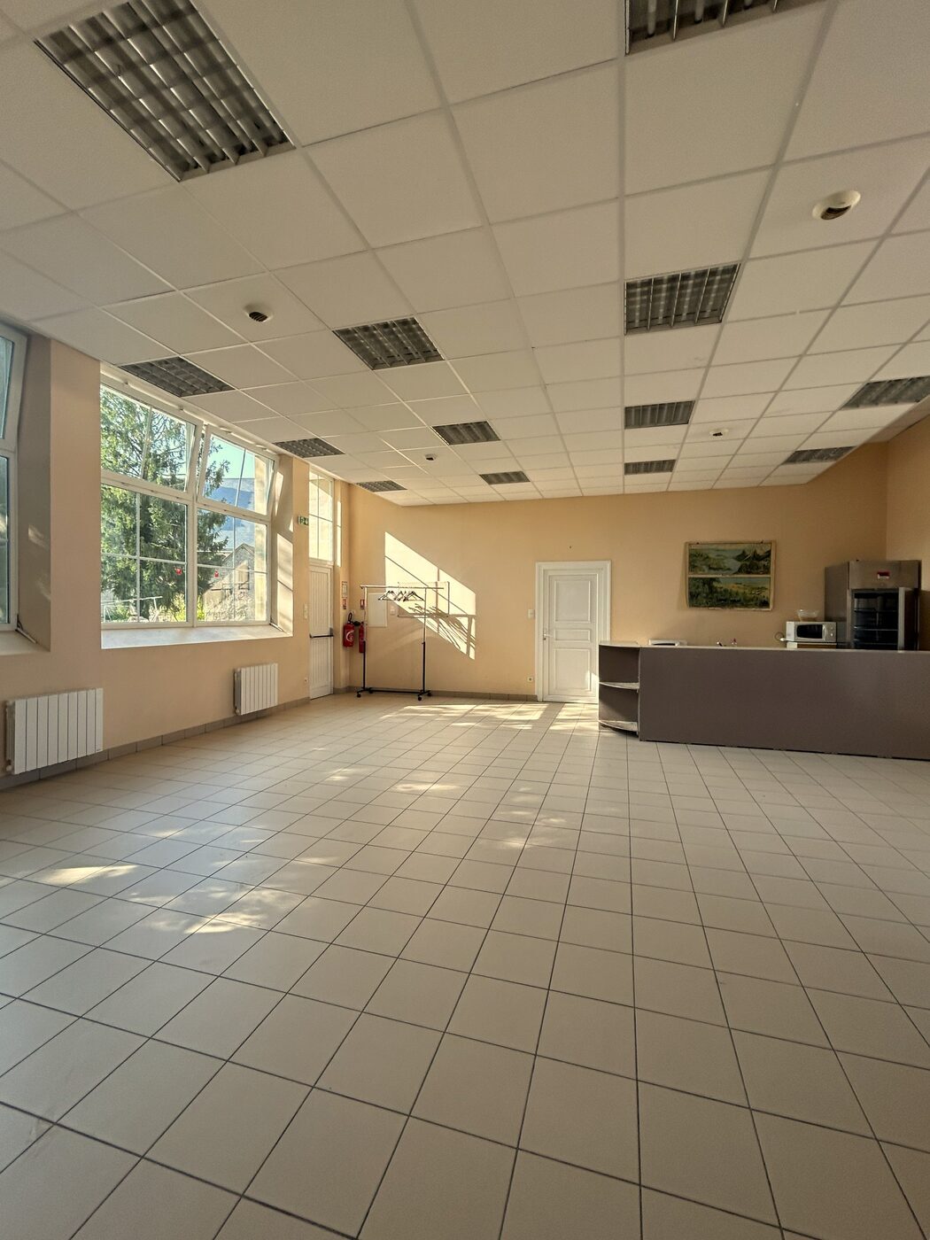Salle des fêtes Dissé-sous-Ballon intérieur