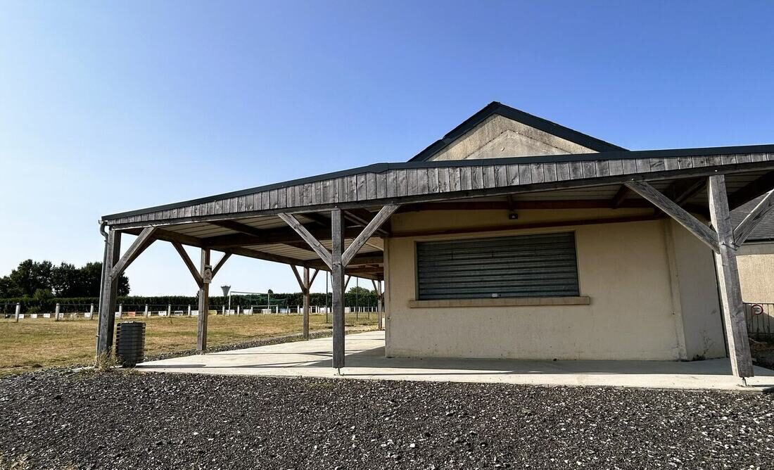 Stade de football - vestiaires