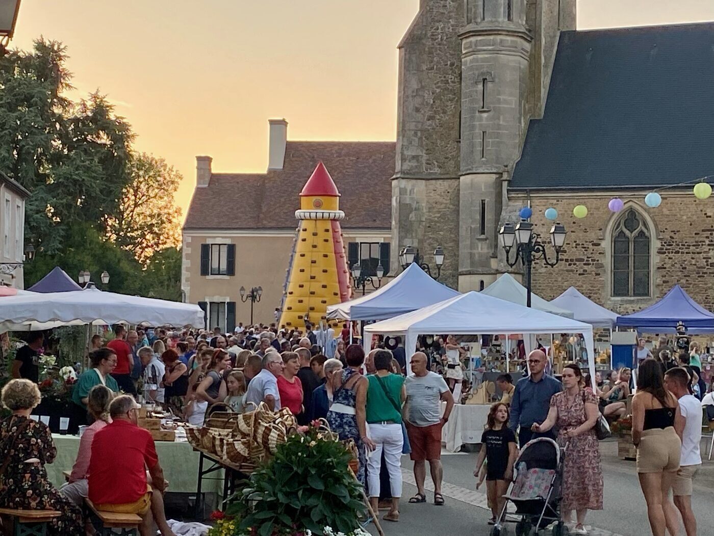 Le marché de Marolles-les-Braults